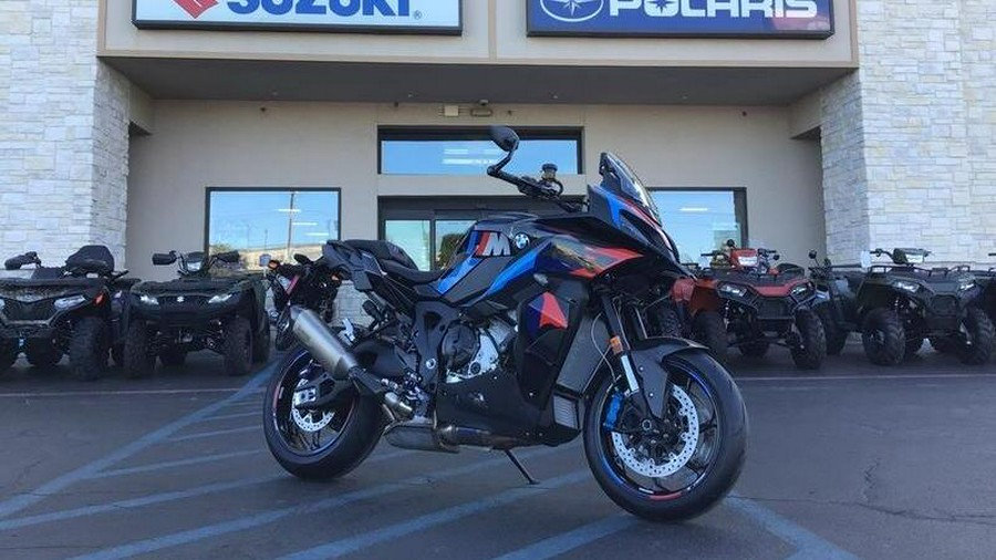 2026 BMW M 1000 XR