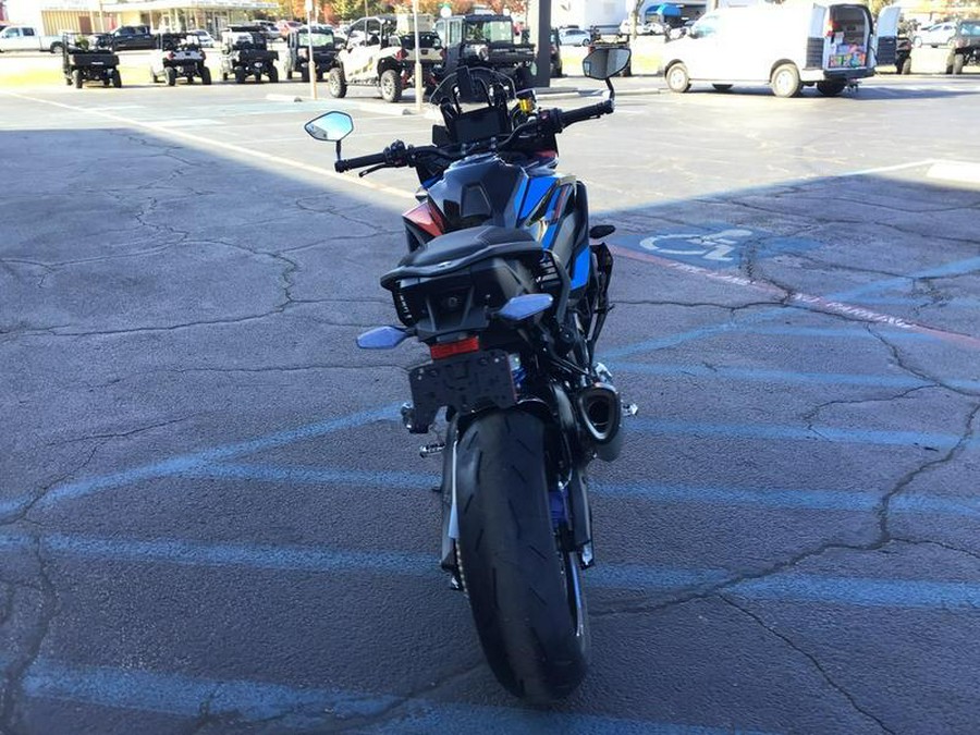 2026 BMW M 1000 XR