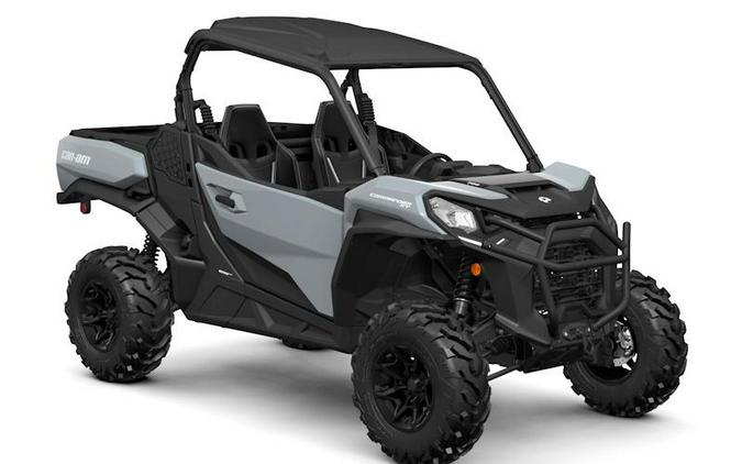 2027 Can-Am® Commander XT 700