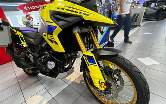 2023 Suzuki V-Strom 1050DE Adventure