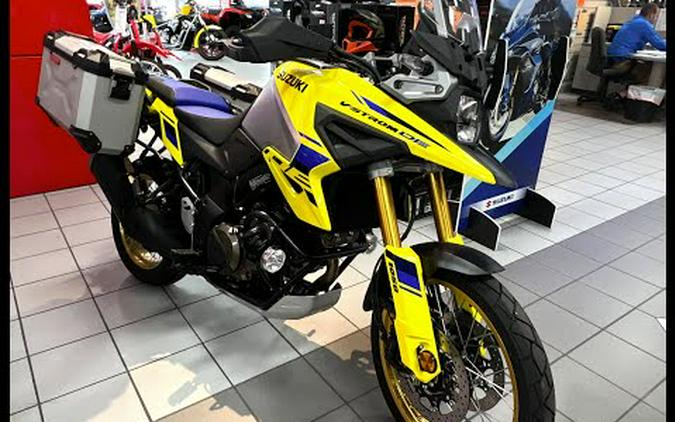 2023 Suzuki V-Strom 1050DE Adventure