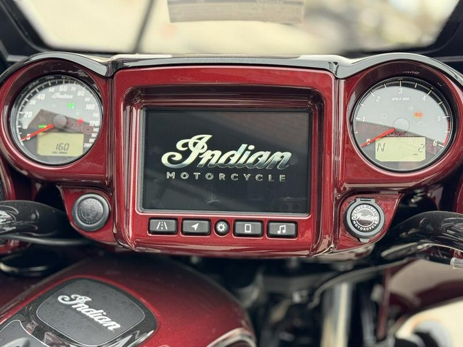 2024 Indian Motorcycle® Roadmaster® Dark Horse® w/Powerband Audio Package Maroon Metallic