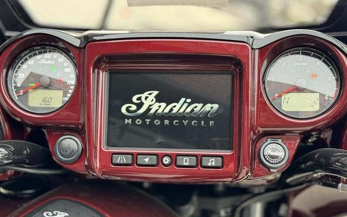 2024 Indian Motorcycle® Roadmaster® Dark Horse® w/Powerband Audio Package Maroon Metallic