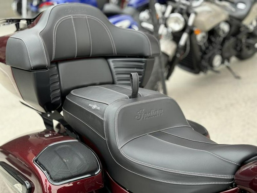 2024 Indian Motorcycle® Roadmaster® Dark Horse® w/Powerband Audio Package Maroon Metallic