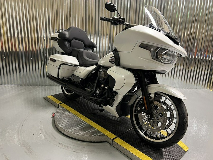 2026 Harley-Davidson FLTRXL - Road Glide Limited