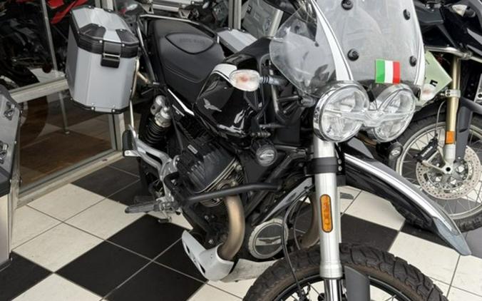 2023 Moto Guzzi V85 TT Guardia d'Onore