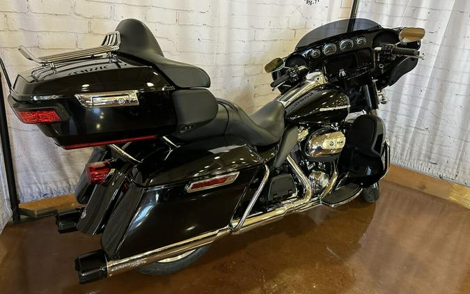 2022 Harley-Davidson Ultra Limited FLHTK Vivid Black