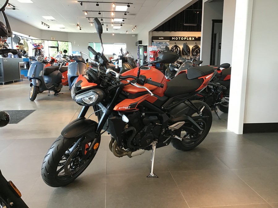 2025 Triumph Street Triple 765 R