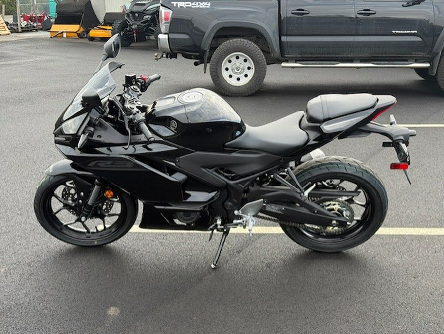 2026 YZF-R3 ABS - Yamaha