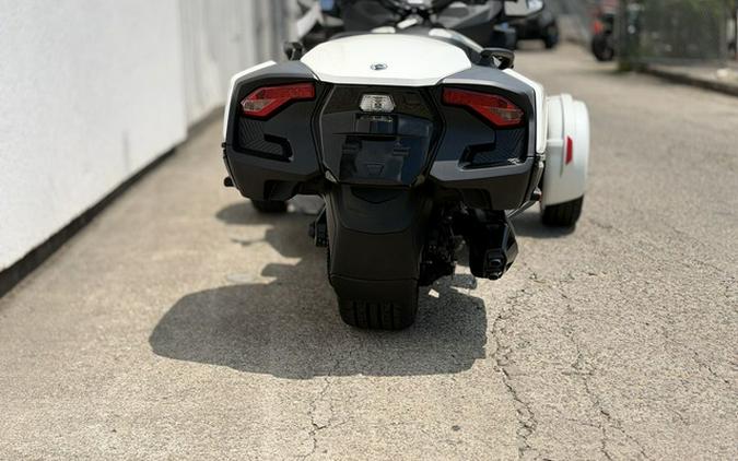 2026 Can-Am Spyder RT
