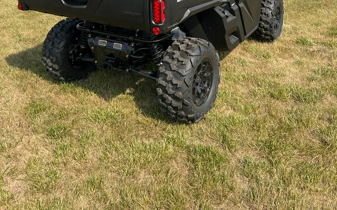 2026 Can-Am Defender DPS CAB