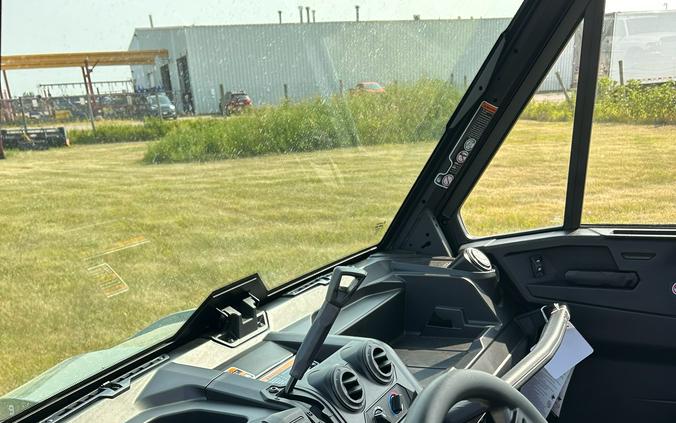 2026 Can-Am Defender DPS CAB