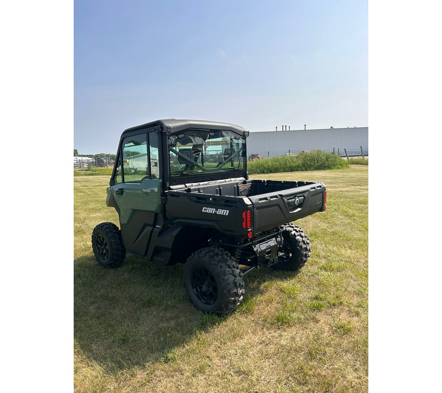 2026 Can-Am Defender DPS CAB