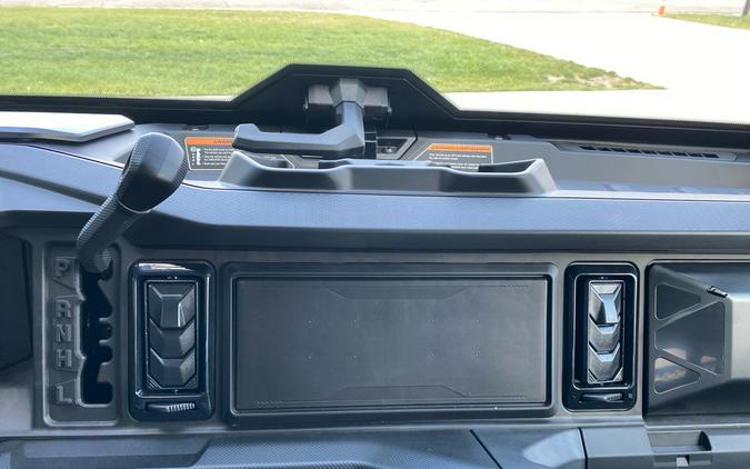 2027 Can-Am Defender XU MAX XT CAB HD10