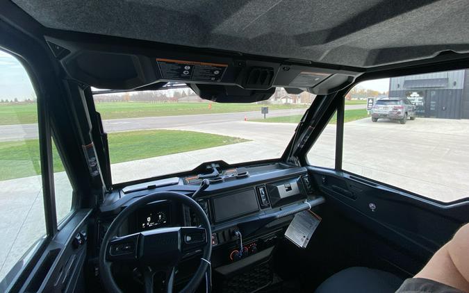 2027 Can-Am Defender XU MAX XT CAB HD10