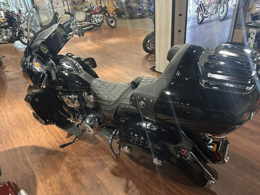 2023 Indian Motorcycle ROADMASTER, BLACK METALLIC, 49ST