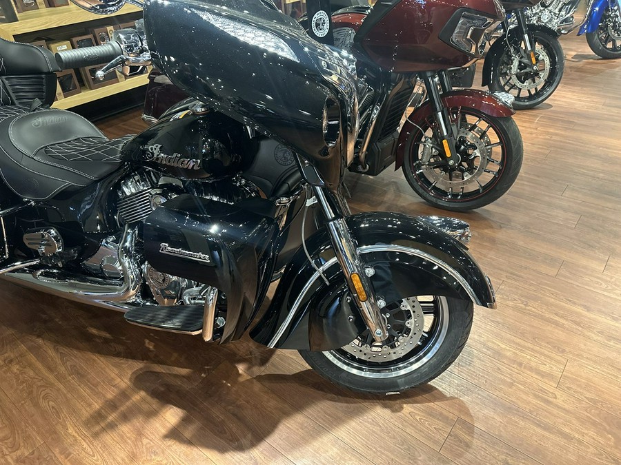 2023 Indian Motorcycle ROADMASTER, BLACK METALLIC, 49ST