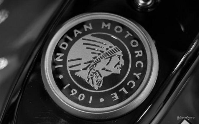 2024 Indian Motorcycle® Sport Chief Granite Gray