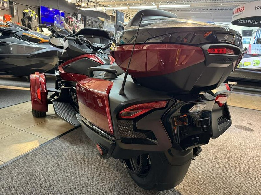 2023 Can-Am® Spyder RT Limited Dark Wheels