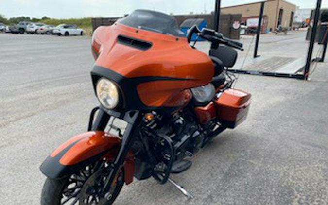 2019 Harley-Davidson® STREET GLIDE SPECIAL