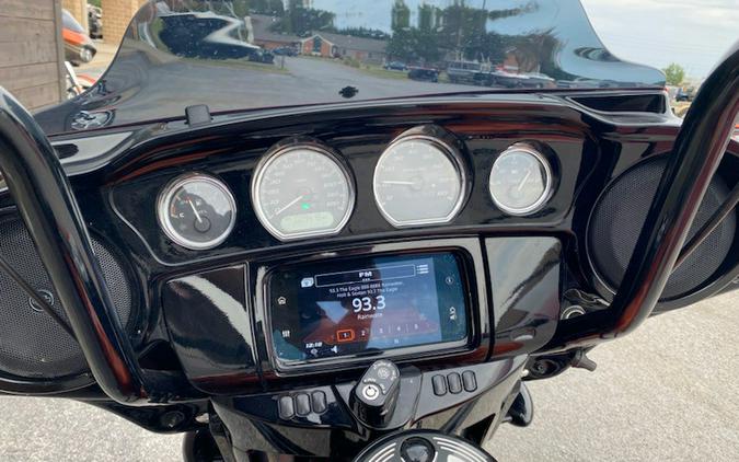 2019 Harley-Davidson® STREET GLIDE SPECIAL