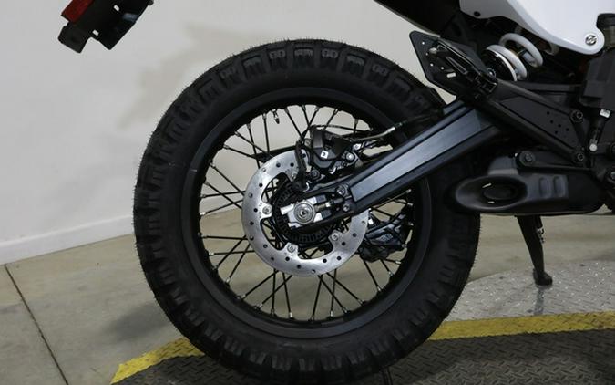 2025 KTM Adventure 390 R