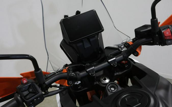 2025 KTM Adventure 390 R