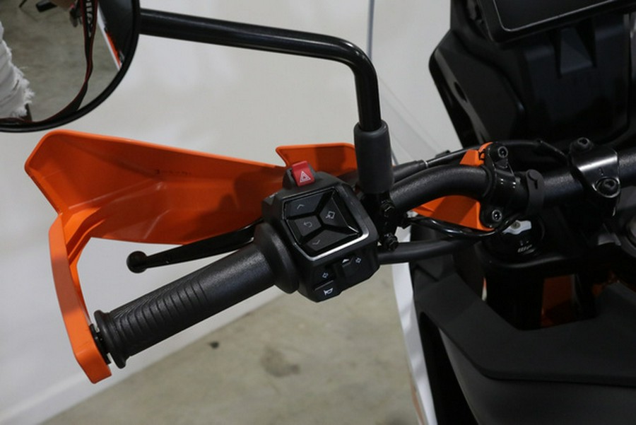 2025 KTM Adventure 390 R