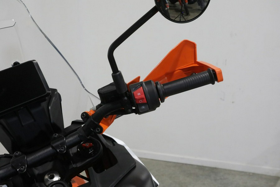 2025 KTM Adventure 390 R