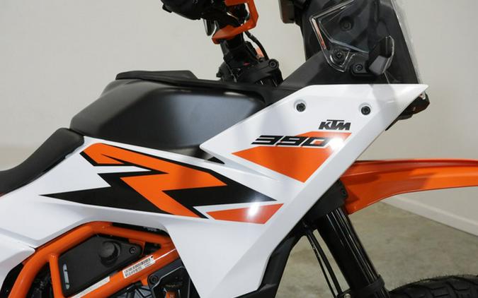 2025 KTM Adventure 390 R