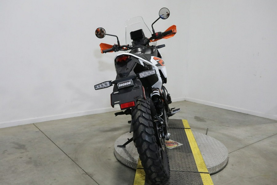 2025 KTM Adventure 390 R