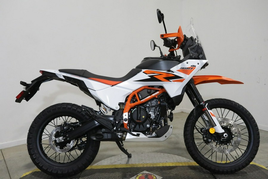 2025 KTM Adventure 390 R