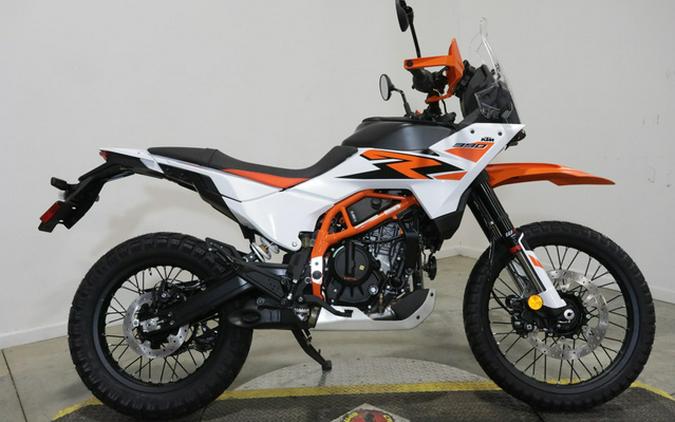 2025 KTM Adventure 390 R