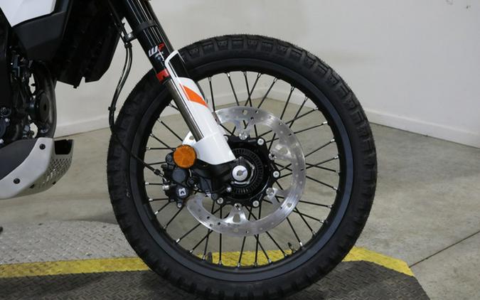 2025 KTM Adventure 390 R