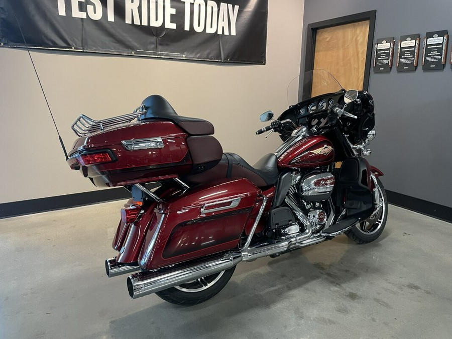 2023 Harley-Davidson® Ultra Limited Heirloom Red Fade