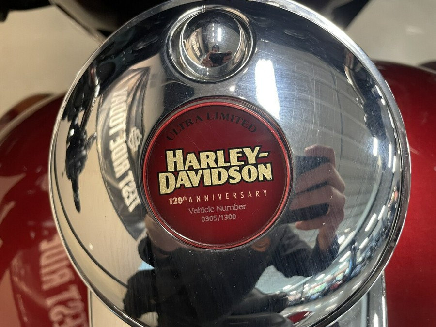 2023 Harley-Davidson® Ultra Limited Heirloom Red Fade