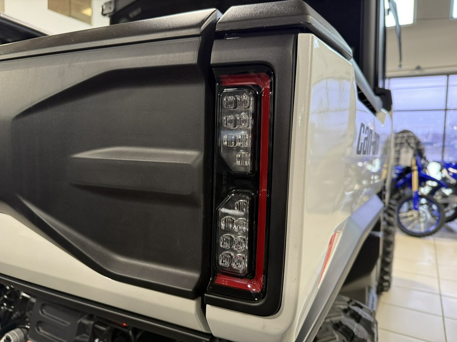 2026 Can-Am Defender Limited HD11