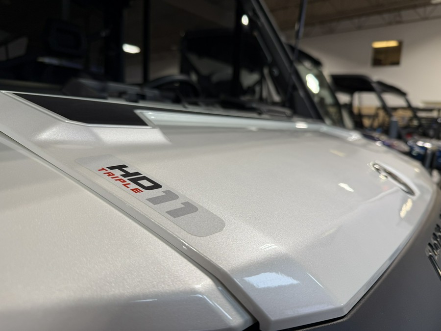 2026 Can-Am Defender Limited HD11