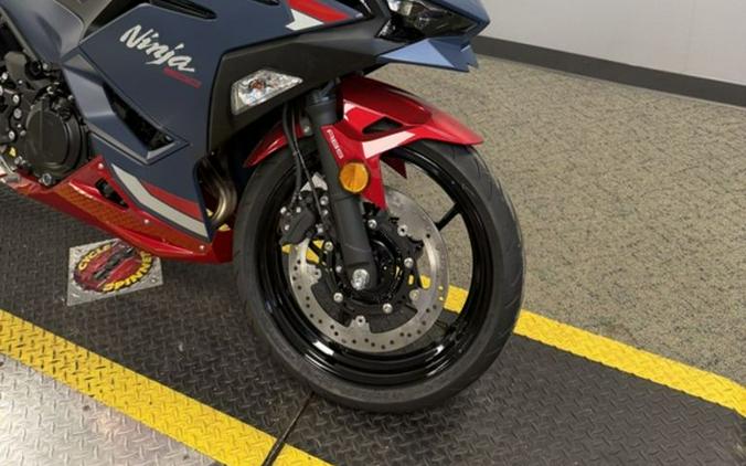 2026 Kawasaki Ninja® 500 ABS Metallic Matte Twilight Blue