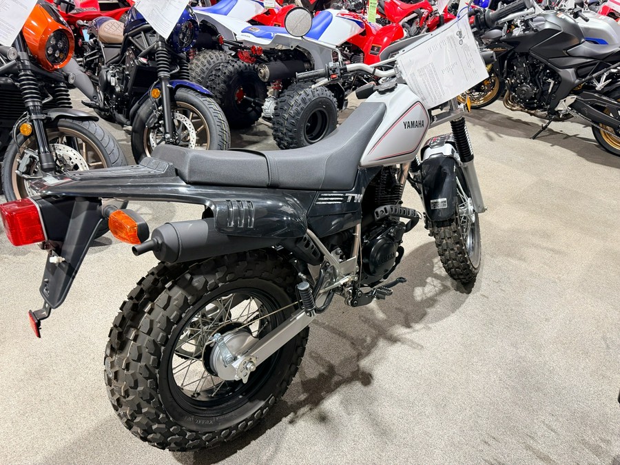 2027 Yamaha TW 200