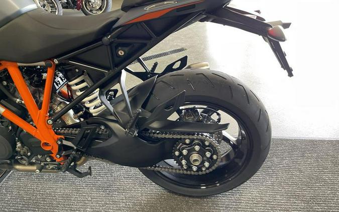 2023 KTM 1290 Super Duke GT