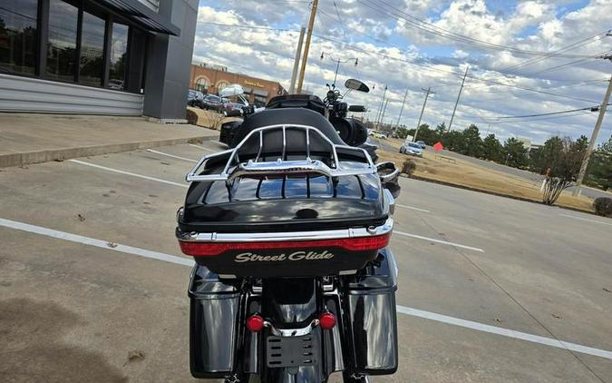 2015 Harley-Davidson® FLHX - Street Glide®