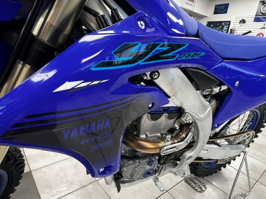 2024 Yamaha YZ250F Team Yamaha Blue