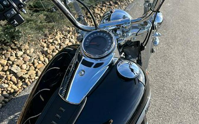 2024 Harley-Davidson Heritage Classic 114