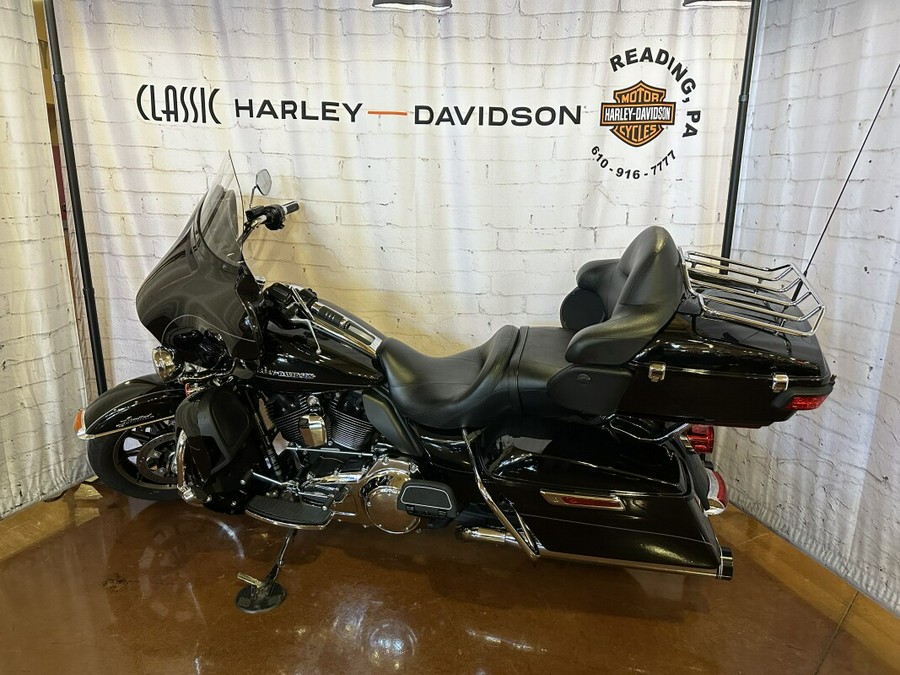 2014 Harley-Davidson Electra Glide Ultra Limited FLHTK Vivid Black