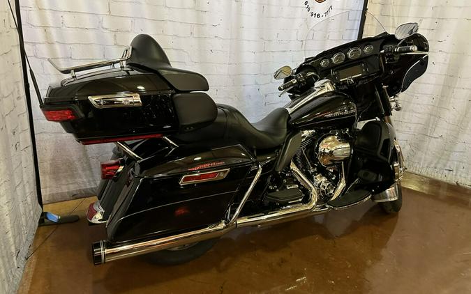 2014 Harley-Davidson Electra Glide Ultra Limited FLHTK Vivid Black
