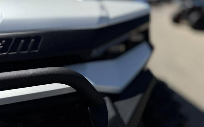 2026 Can-Am® Defender MAX Limited HD11