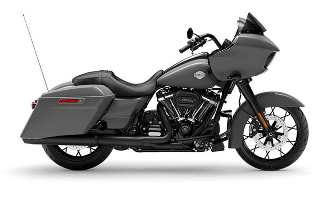 2022 Harley-Davidson Road Glide ST Review [12 Fast Facts]