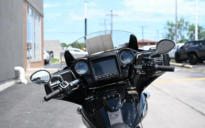 2024 Indian Motorcycle® Chieftain® Black Metallic