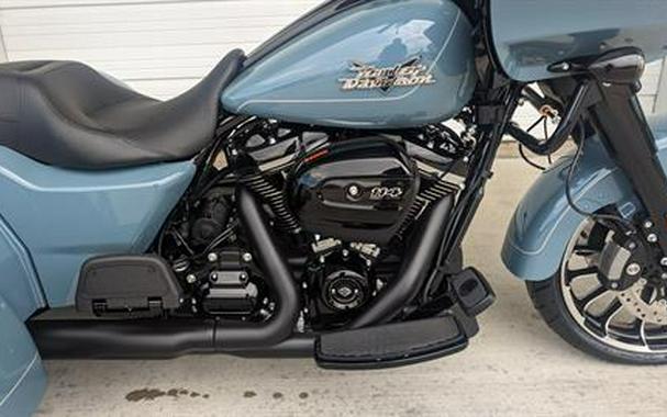 2024 Harley-Davidson Road Glide® 3